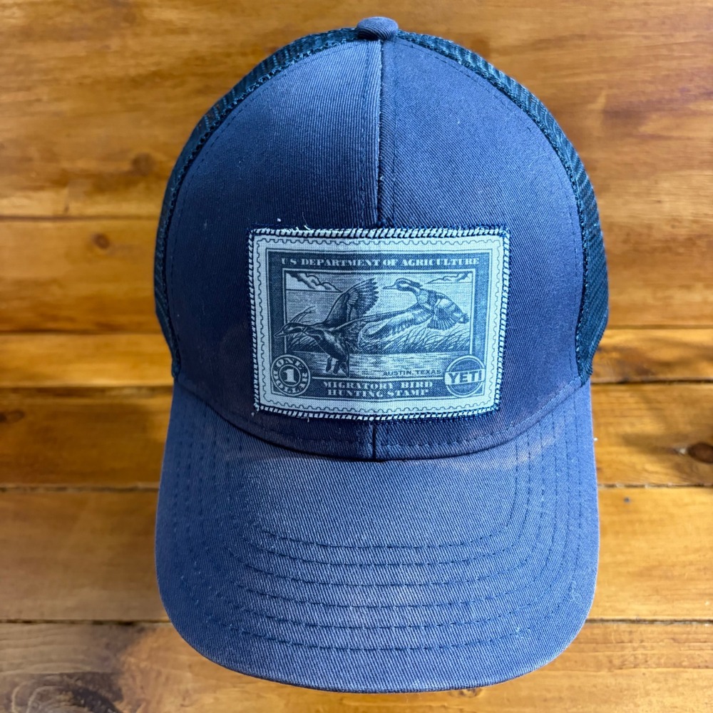 YETI Trucker Hat Mens OSFA Navy Blue Duck Hunting Stamp Patch‎ Mesh Snapback